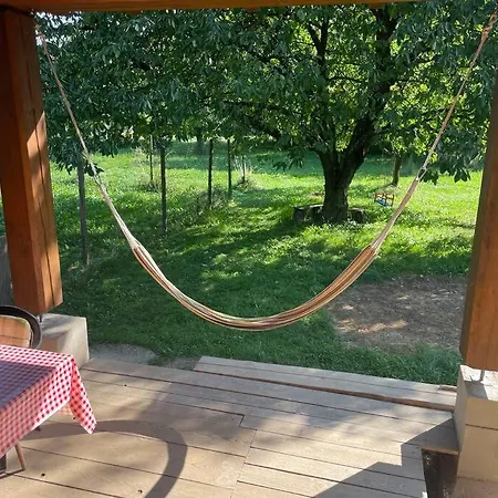 Roubenka V Posázaví Horská chata Zbizuby