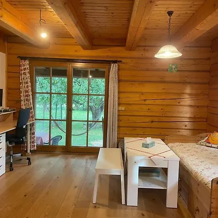 Roubenka V Posázaví Horská chata