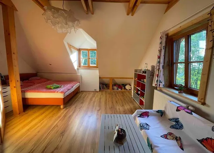 Roubenka V Posázaví *